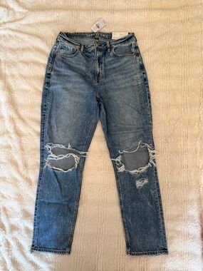 American Eagle Mom Jeans
